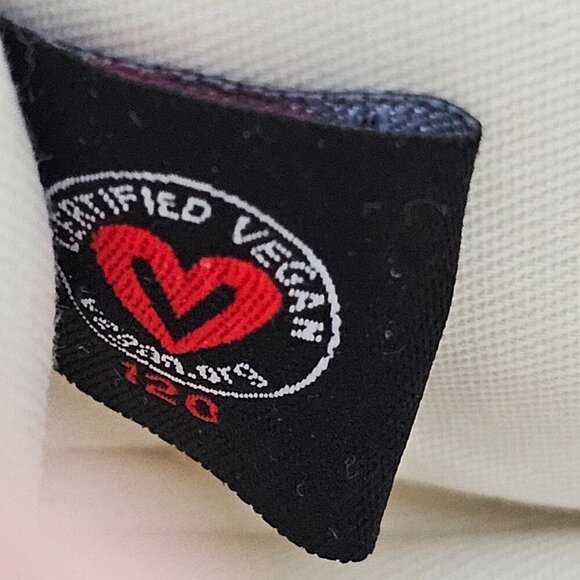 Urban Expressions Lucas Oatmilk Croco Embossed Crossbody Bag - Picture 11 of 14